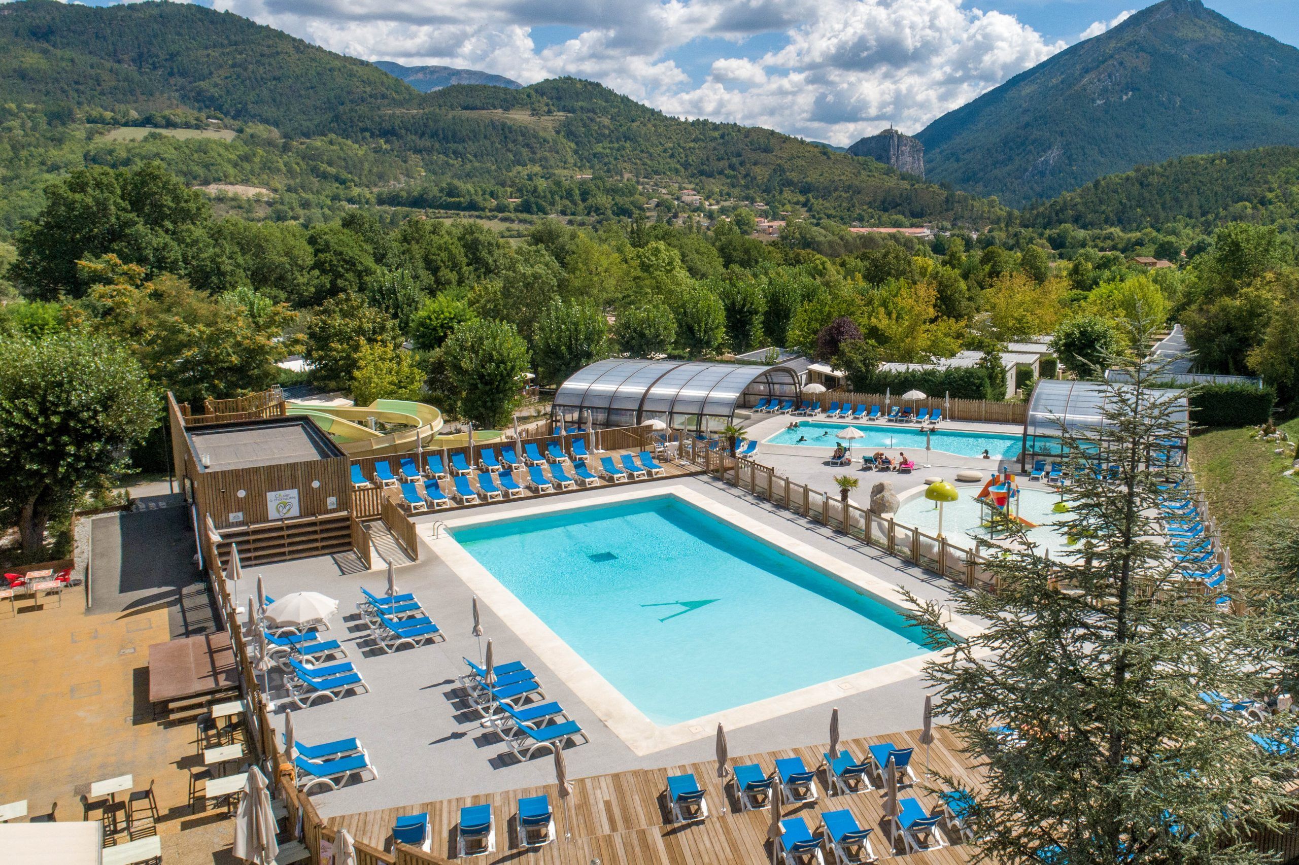 La terrasse du camping Terra Verdon à Castellane
